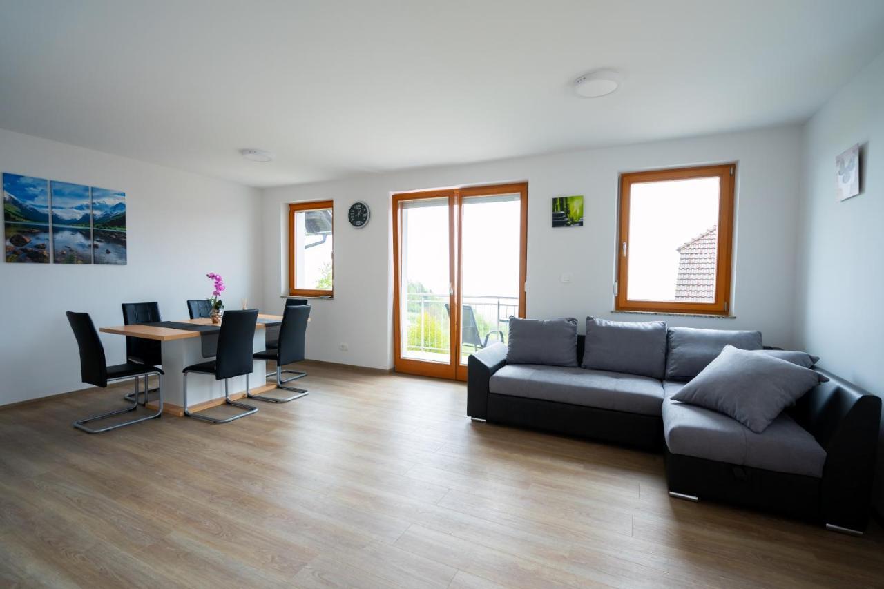 Pjagodic Apartments & Wellness แซเคลียนาโกเรนสเคม ภายนอก รูปภาพ