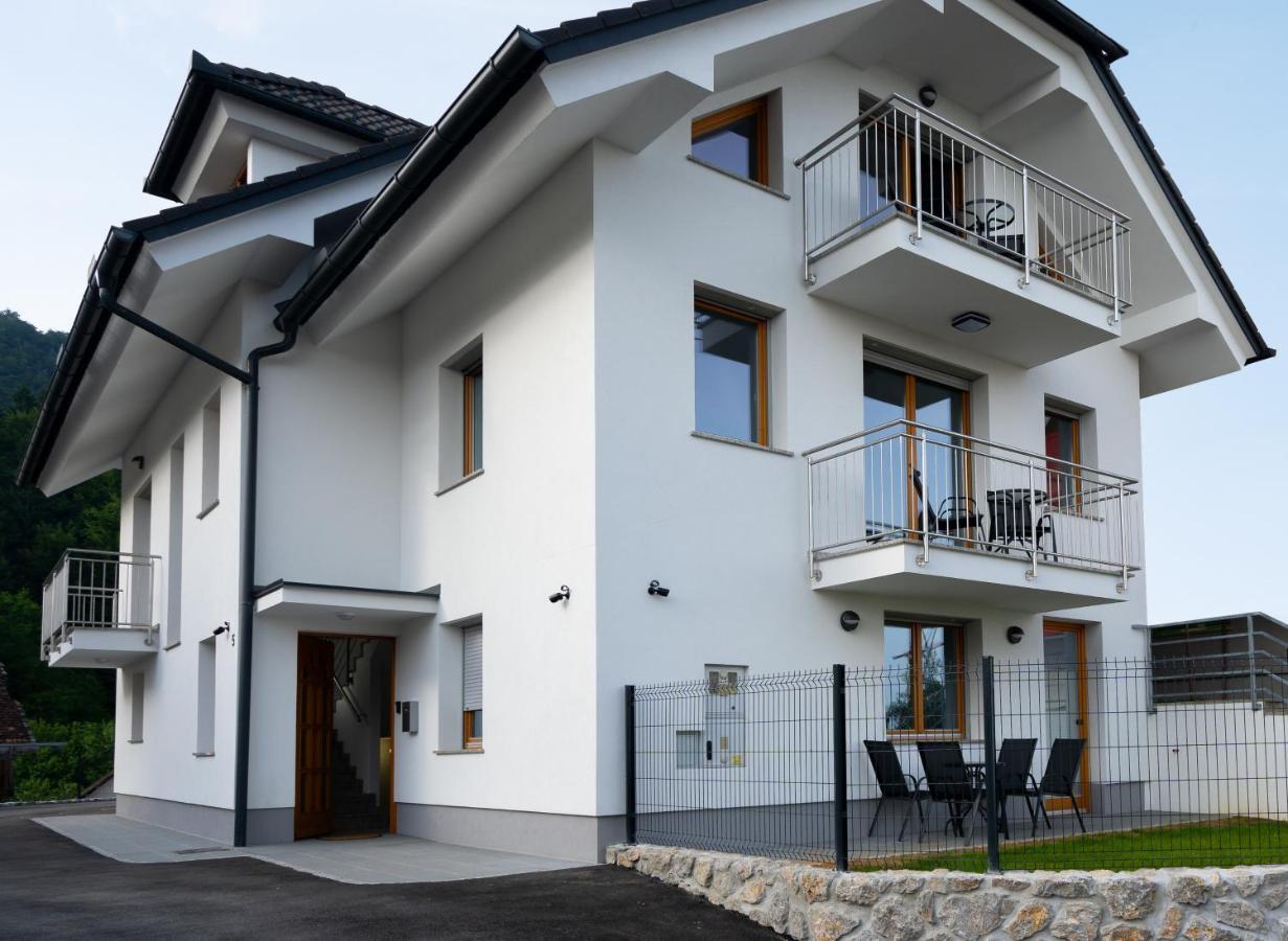 Pjagodic Apartments & Wellness แซเคลียนาโกเรนสเคม ภายนอก รูปภาพ